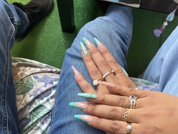 Recent Screen Shot of 6xisreal