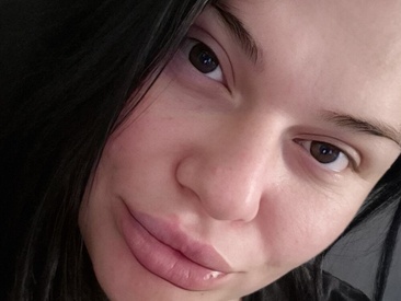 Recent Screen Shot of 9Alice