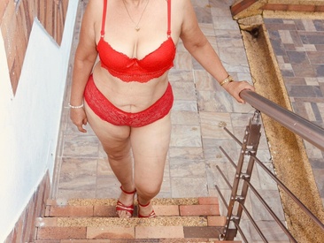 Recent Screen Shot of ANDREA_GONZALEZ