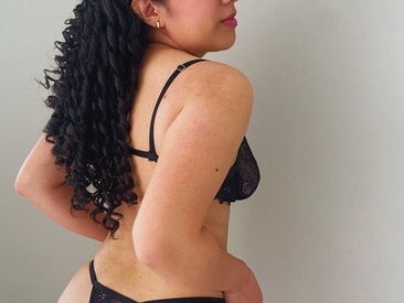 Recent Screen Shot of Alaiacastillo