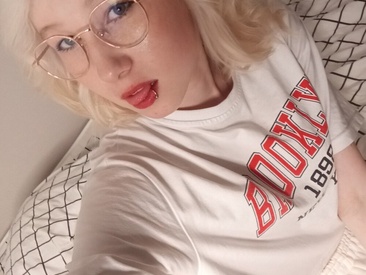 Recent Screen Shot of AlettaEve