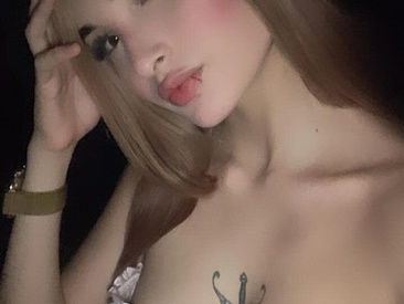 Recent Screen Shot of Aliciia_rain