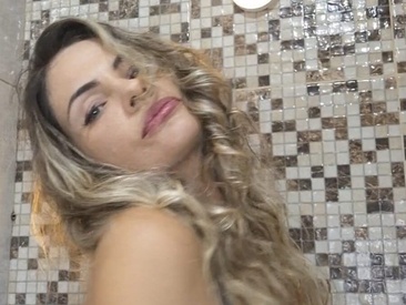 Recent Screen Shot of AlineMaria