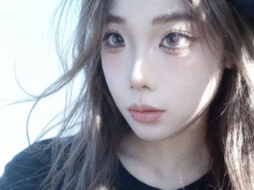 Recent Screen Shot of Aloves-21