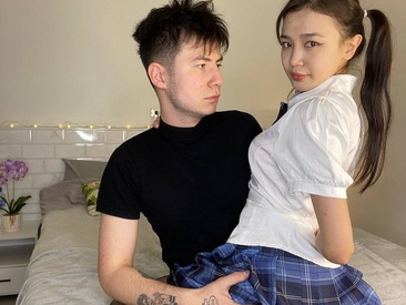 Recent Screen Shot of Alya_and_Max