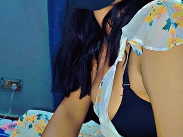 Recent Screen Shot of Anamikahotdear