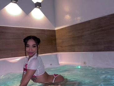 Recent Screen Shot of Ania_rose