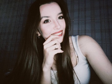 Recent Screen Shot of Annie_SmiIe