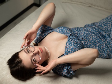 Recent Screen Shot of AnnyNextDoor