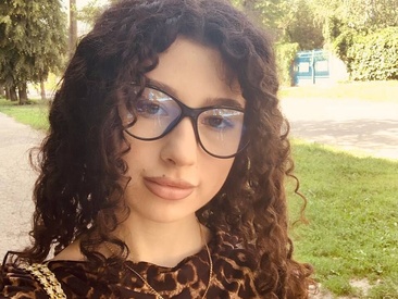 Recent Screen Shot of ArianaFoxi