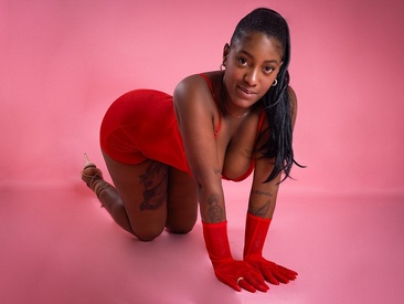 Recent Screen Shot of ArletteBelle