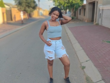 Recent Screen Shot of BendMeOverXX