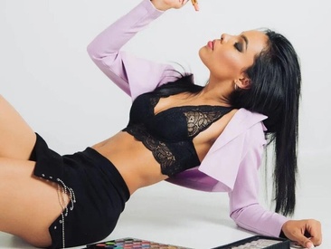 Recent Screen Shot of Blackywhiite