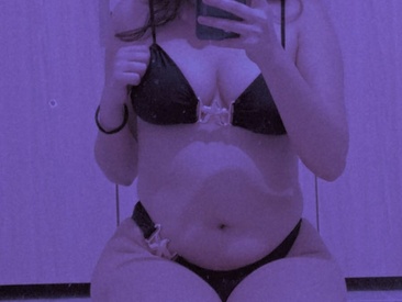 Recent Screen Shot of CamilaaVelvet