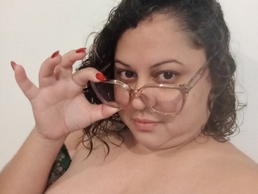Recent Screen Shot of Chiki_hot92