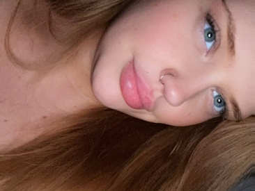 Recent Screen Shot of CurvyGirlMyla