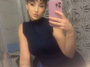 Recent Screen Shot of DaliaVeyron