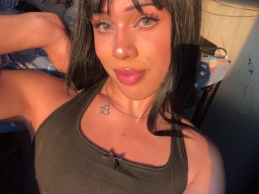 Recent Screen Shot of DollCamila