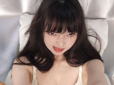 Recent Screen Shot of Emeralds_Girls