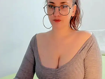 Recent Screen Shot of Emily__Kissable