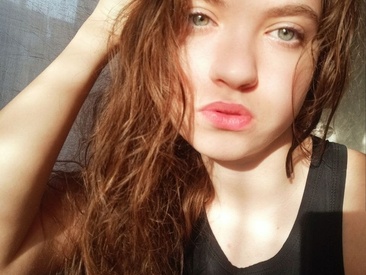 Recent Screen Shot of EmmaLoCute
