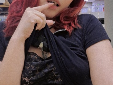 Recent Screen Shot of Eveeelyn25