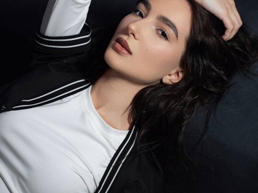 Recent Screen Shot of FloEschette