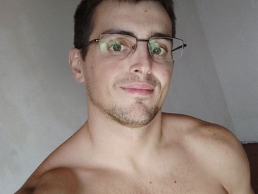 Recent Screen Shot of Friend12321