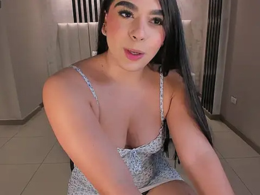 Recent Screen Shot of GeorginaRusso_