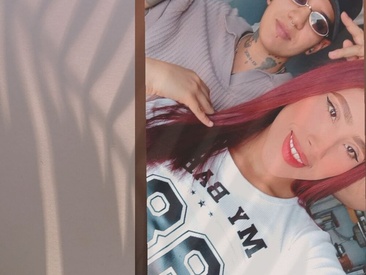 Recent Screen Shot of Girls_inlove