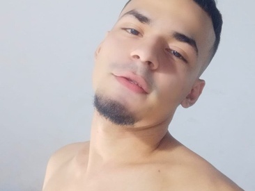 Recent Screen Shot of GranpollaHot