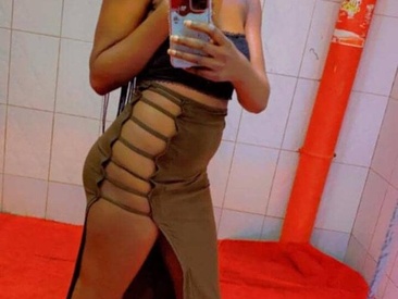 Recent Screen Shot of Horny_slut23