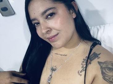 Recent Screen Shot of Juli-funny1