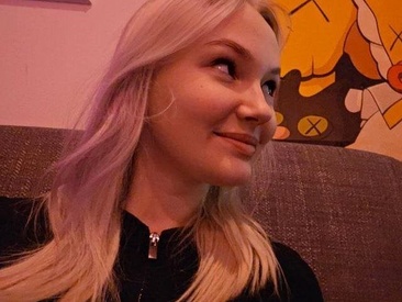 Recent Screen Shot of KarinRobertson