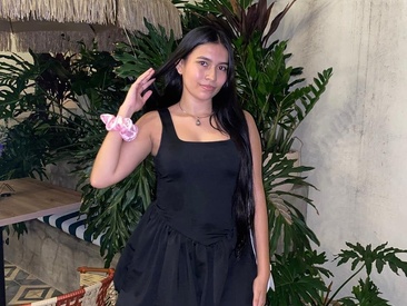 Recent Screen Shot of Karolly__