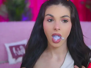 Recent Screen Shot of Kyra_Tease
