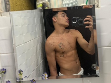 Recent Screen Shot of Latinboys3t