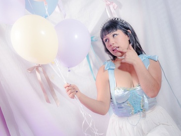 Recent Screen Shot of Lia_Kitten