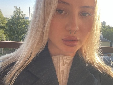 Recent Screen Shot of Lilly_lllll