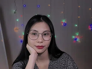 Recent Screen Shot of LittleSalli_