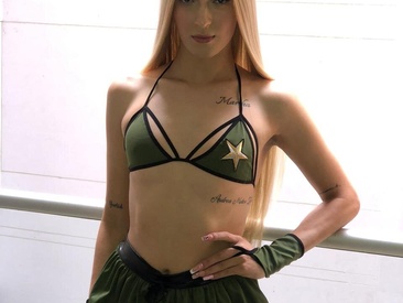 Recent Screen Shot of Macarena_05