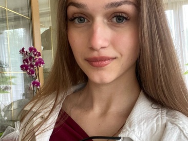 Recent Screen Shot of MarinaPoppenhagen