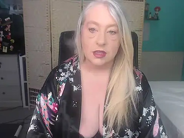 Recent Screen Shot of MatureVixen