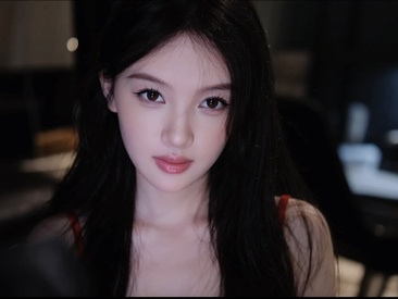 Recent Screen Shot of Meet_q