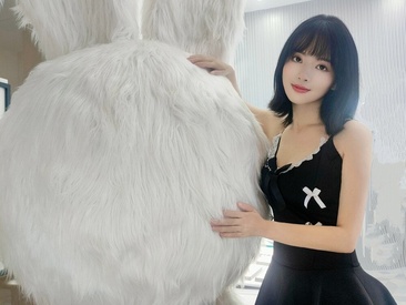 Recent Screen Shot of Mia-t