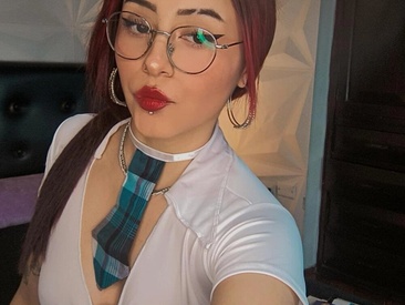 Recent Screen Shot of Mia_Lou_