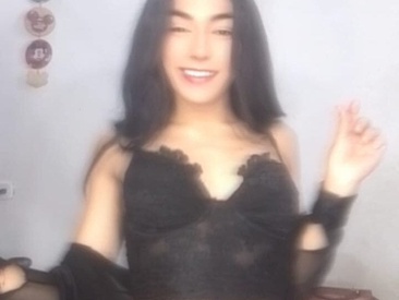 Recent Screen Shot of Mia_alejandraa_