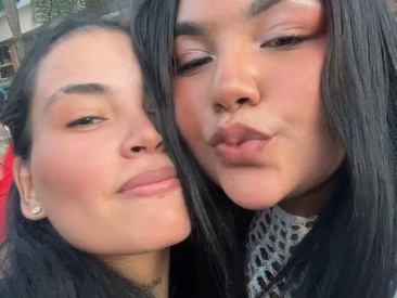 Recent Screen Shot of Mia_and_lexy