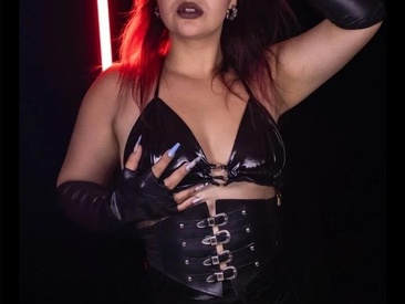Recent Screen Shot of Miss_Wild_bdsm