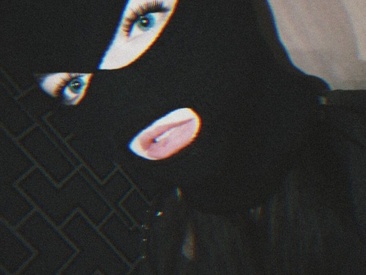 Recent Screen Shot of Miss__Linn